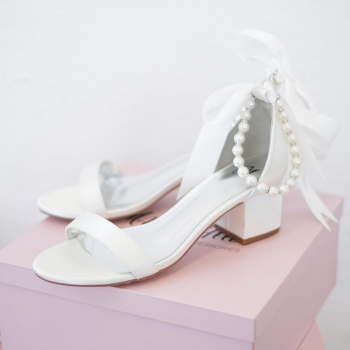 Mary Heels